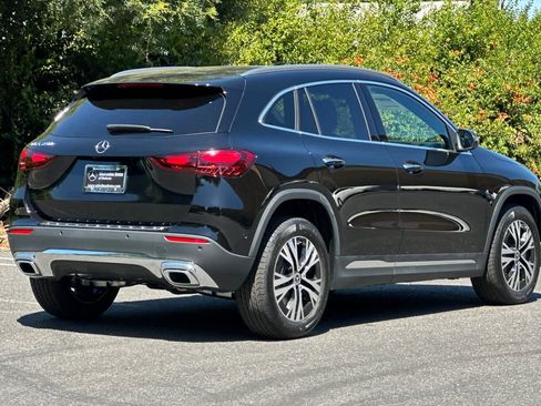 Certified 2025 Mercedes-Benz GLA 250 image 3