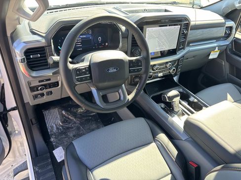 New 2025 Ford F150 Lariat w/ Equipment Group 501A Mid image 9