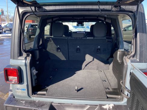 Used 2025 Jeep Wrangler Unlimited Sport S 4xe AWD/4WD image 92