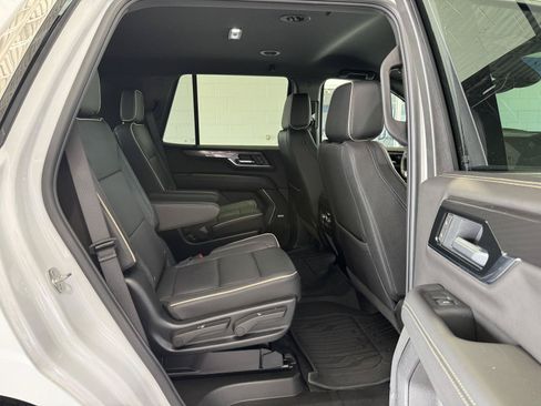 Used 2025 GMC Yukon Elevation w/ LPO, Floor Liner Package AWD/4WD image 15