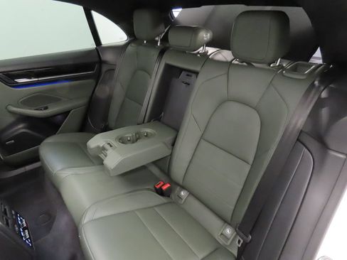 Certified 2024 Porsche Macan 4 Electric AWD/4WD image 42