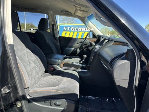 Used 2017 Nissan Armada SV w/ Driver Package RWD image 22