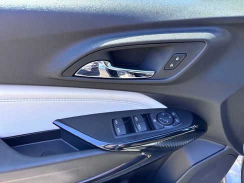 New 2025 Chevrolet Trax LT image 34