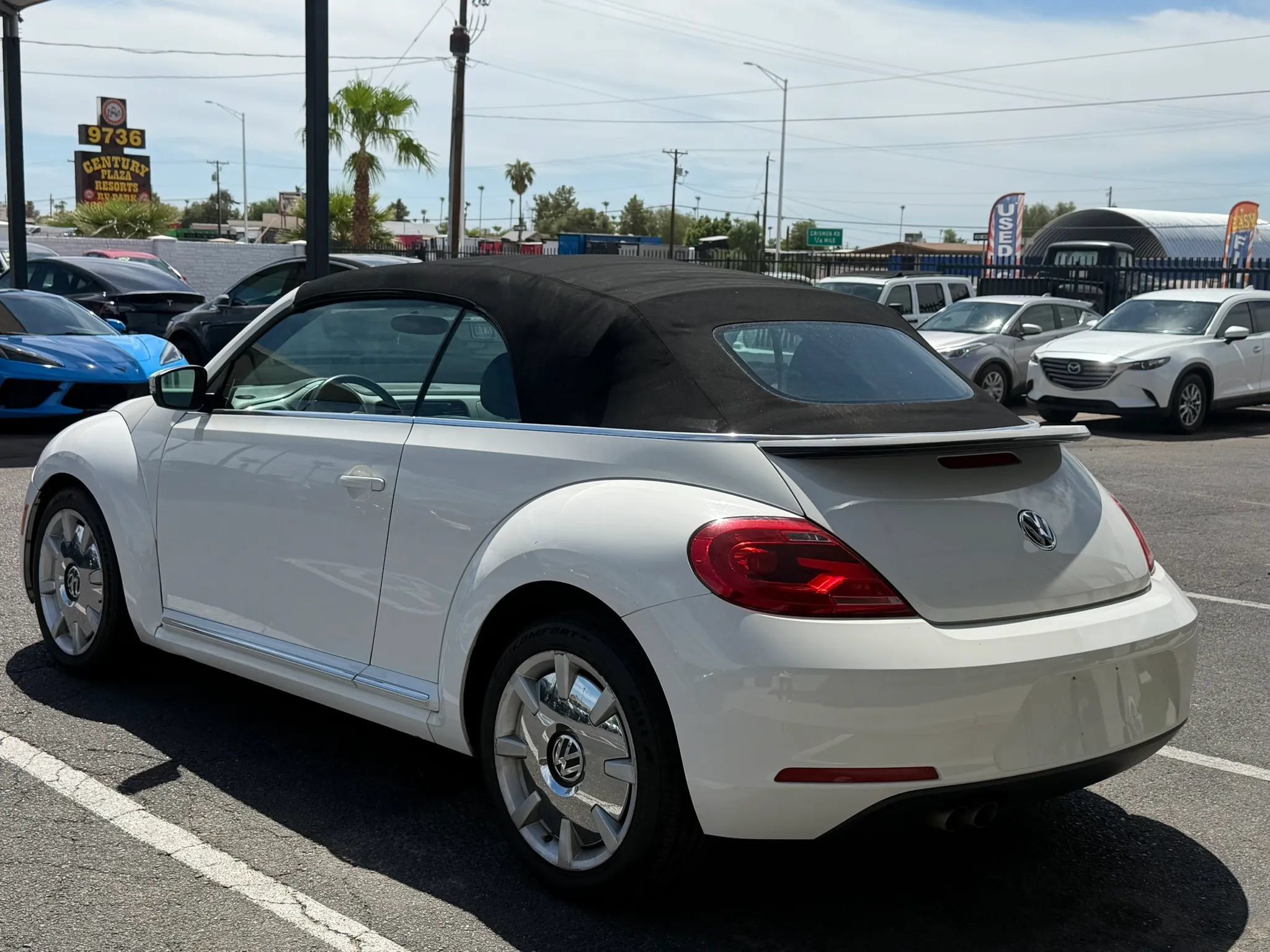 Used 2013 Volkswagen Beetle 2.5 FWD image 6