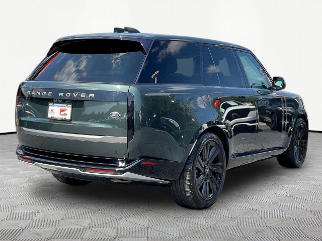 Used 2023 Land Rover Range Rover SE AWD/4WD image 7