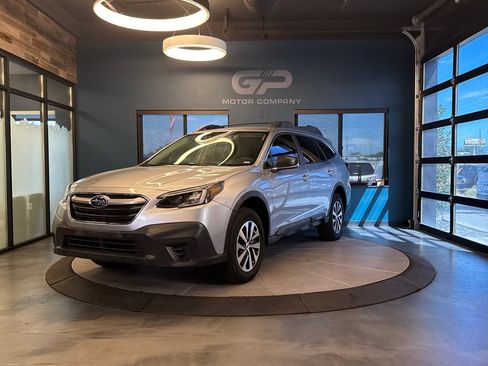 Used 2020 Subaru Outback AWD/4WD image 7
