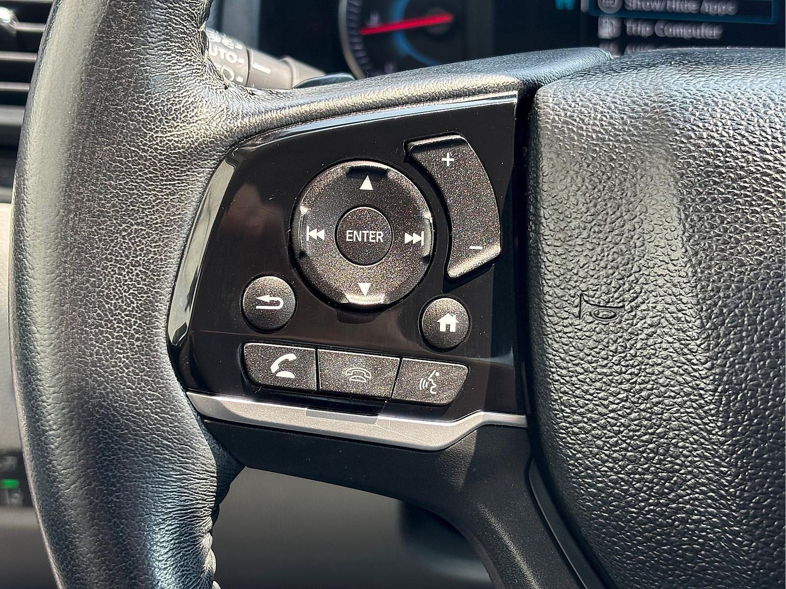 Certified 2022 Honda Pilot Touring image 37