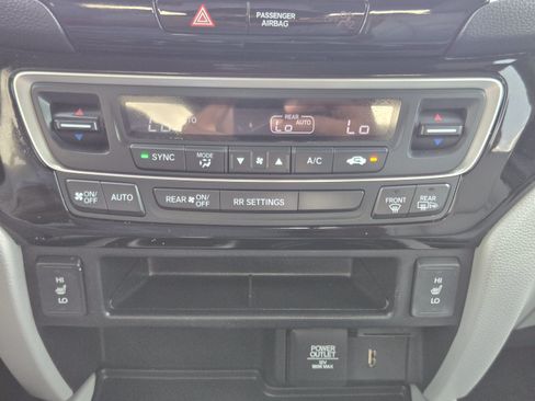 Used 2018 Honda Ridgeline RTL-E image 15