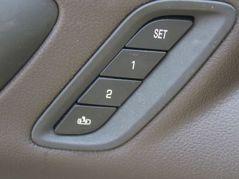 Used 2019 GMC Acadia Denali w/ Technology Package FWD image 23