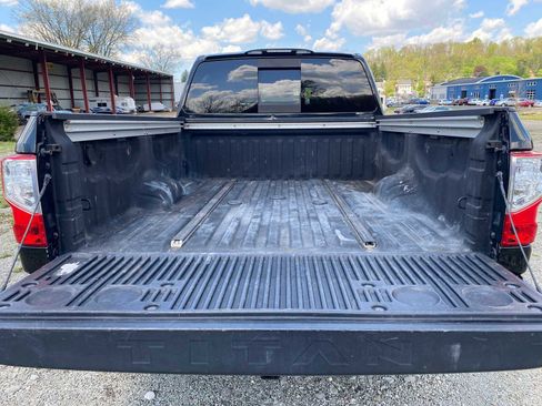 Used 2018 Nissan Titan Platinum Reserve w/ Platinum Utility Package AWD/4WD image 40