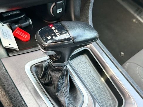 Used 2023 Dodge Charger SXT RWD image 16