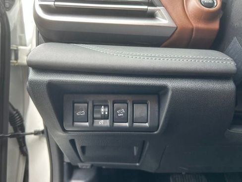 Used 2025 Subaru Outback Touring XT w/ Popular Package #2 AWD/4WD image 22