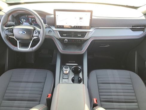 Certified 2025 Ford Explorer ST-Line image 15