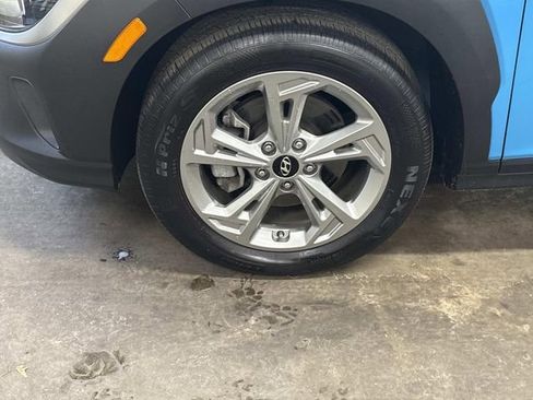 Used 2023 Hyundai Kona SEL image 10