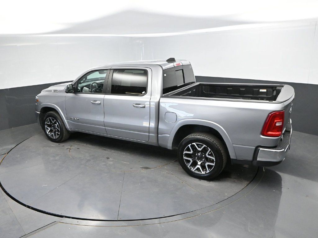 Used 2025 RAM 1500 Laramie AWD/4WD image 25