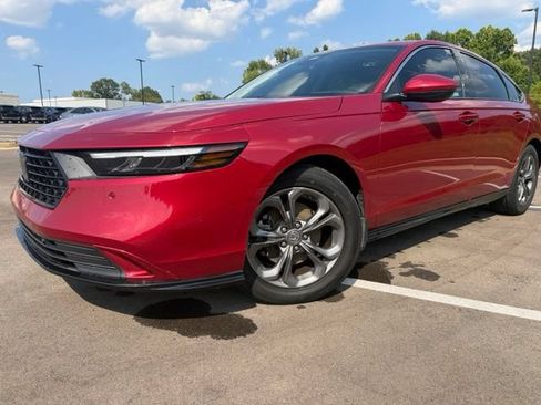 Used 2023 Honda Accord EX-L image 10
