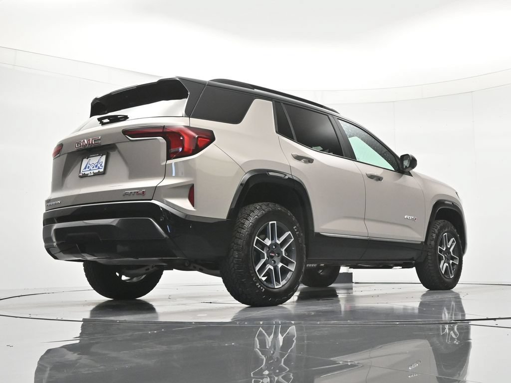 Used 2026 GMC Terrain AT4 w/ Technology Package II AWD/4WD image 41