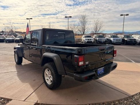 Used 2023 Jeep Gladiator Sport image 5