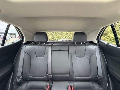 Used 2023 Buick Encore GX Essence w/ Advanced Technology Package image 3