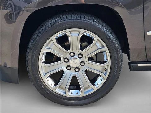 Used 2016 GMC Yukon Denali w/ Open Road Package RWD image 25