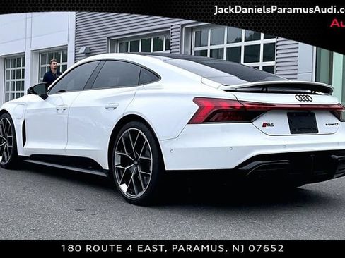 Used 2025 Audi RS e-tron GT performance w/ 21" Wheel Package AWD/4WD image 10
