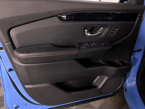 Used 2024 Honda Pilot TrailSport image 24