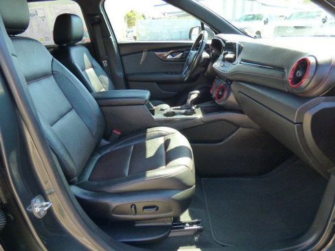 Used 2019 Chevrolet Blazer RS image 11