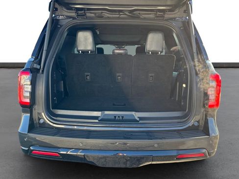 Used 2023 Ford Expedition Limited image 24