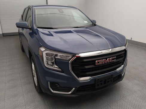 Used 2024 GMC Terrain SLE AWD/4WD image 14