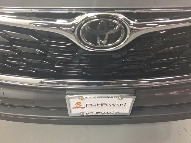 Used 2020 Toyota Highlander Limited AWD/4WD image 28