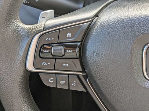 Used 2021 Honda Insight EX image 31
