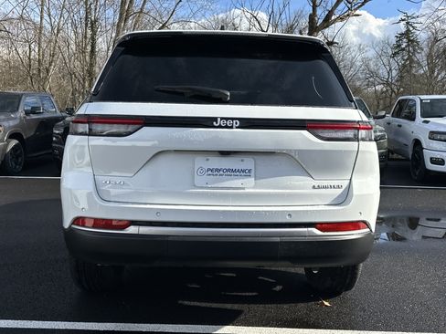 New 2026 Jeep Grand Cherokee Limited AWD/4WD image 15