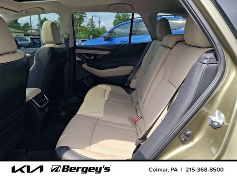 Used 2023 Subaru Outback Limited AWD/4WD image 12