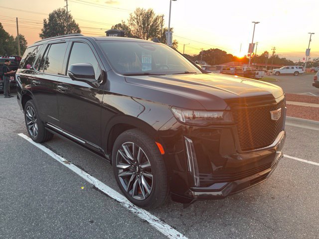Used 2022 Cadillac Escalade Sport w/ Touring Package AWD/4WD image 2
