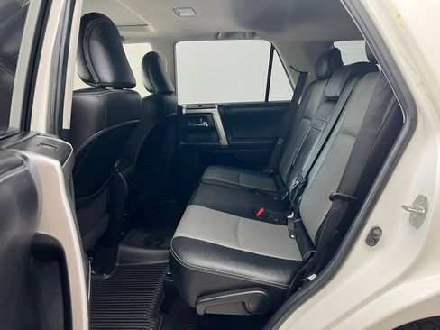 Used 2017 Toyota 4Runner SR5 Premium AWD/4WD image 11
