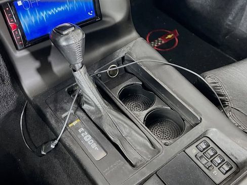 Used 1996 Chevrolet Corvette Convertible RWD image 14