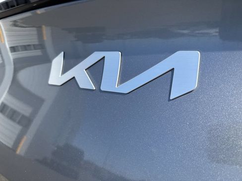 Used 2025 Kia Sportage LX AWD/4WD image 10