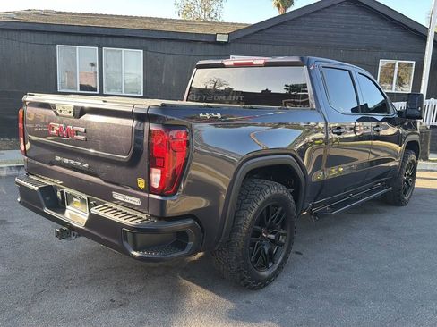 Used 2022 GMC Sierra 1500 Elevation w/ Max Trailering Package AWD/4WD image 8