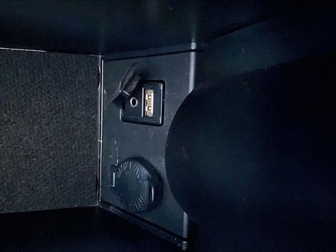 Used 2013 Toyota Prius One image 31