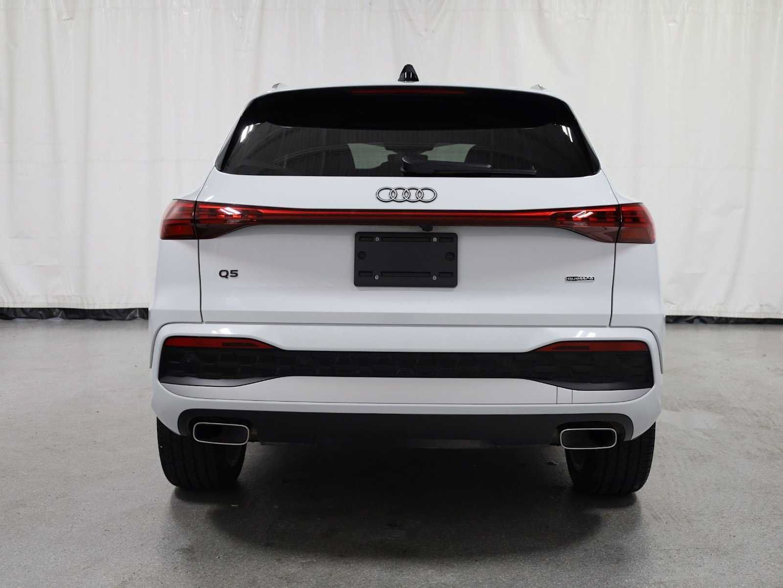 Certified 2025 Audi Q5 Premium w/ Premium Plus AWD/4WD image 7