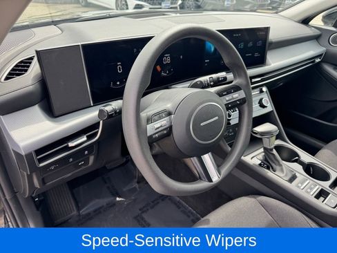 Used 2025 Hyundai Sonata SE FWD image 19