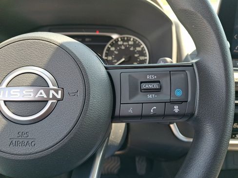 Used 2023 Nissan Rogue SV AWD/4WD image 23