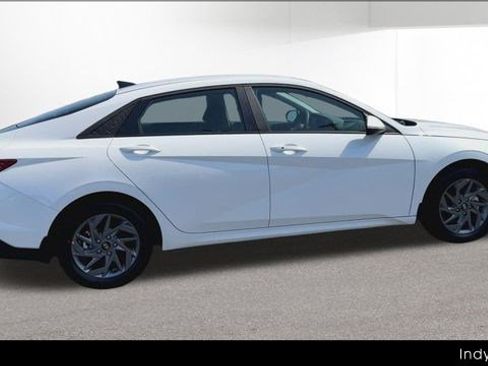 Used 2025 Hyundai Elantra Hybrid FWD image 80