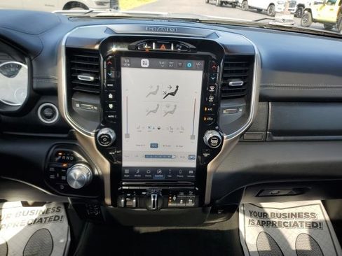 Used 2022 RAM 1500 Laramie AWD/4WD image 21