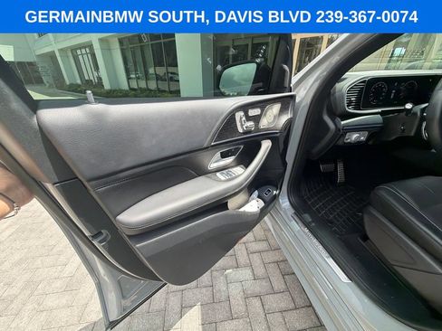 Used 2025 Mercedes-Benz GLS 450 4MATIC image 20