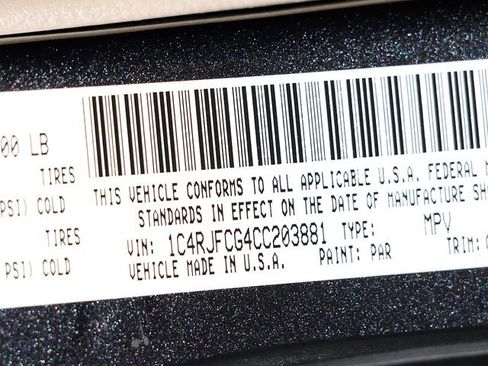 Used 2012 Jeep Grand Cherokee Overland image 39