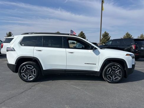 New 2026 Jeep Cherokee Limited AWD/4WD image 3