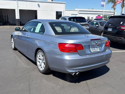 Used 2011 BMW 328i Convertible RWD image 9