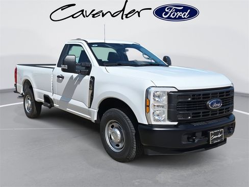 New 2026 Ford F250 XL image 4