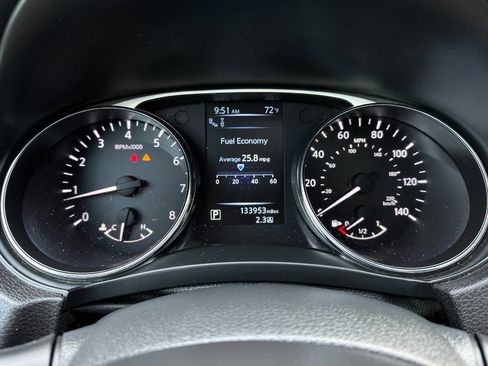 Used 2016 Nissan Rogue SL w/ SL Premium Package image 52